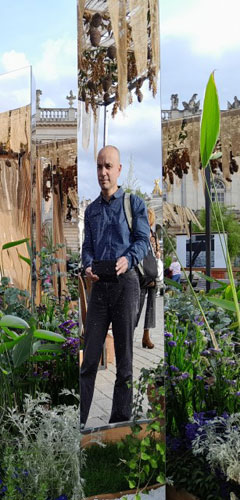 Image article, Autoportrait au jardin éphémère de Nancy
Place Stanislas
2023